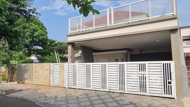 Rumah Elite di Kawasan Karawang Barat, Karawang, LB 400m², Harga 2,85 Miliar