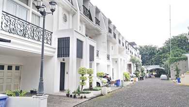 Rumah Modern LT 121 Jual di Joglo, Jakarta Barat
