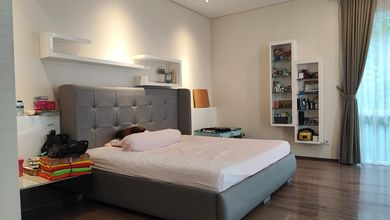 Jual Segera Rumah Mewah di Koja, Jakarta Utara, LT 225 m2