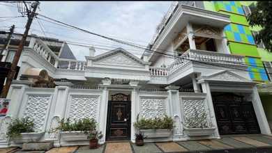 For Sale rumah Mewah di Duren Sawit, Jakarta Timur - LT 470m²