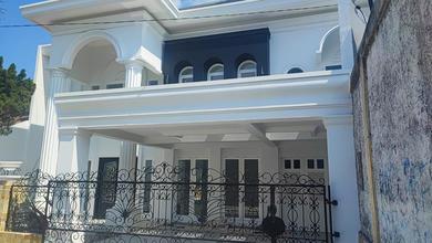 Kesempatan Langka, rumah Mewah di Cakung, Jakarta Timur, LB 800m²