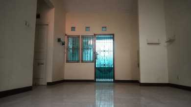 Rumah Sewa Nyaman Lokasi Harapan Indah, Bekasi, LB 90m²