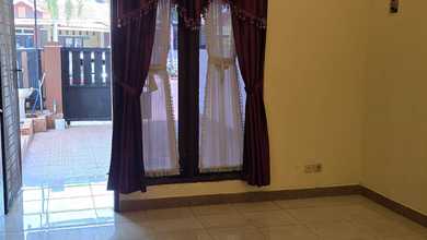 Dikontrakkan Rumah Murah di Harapan Indah, Bekasi, LT 120m²