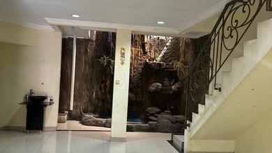 Dijual Rumah Strategis di Cakung, Jakarta Timur - LT 120m²