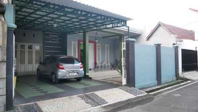 Hunian Elegan di Pondok Kelapa, Jakarta Timur, 4 KT, LT 278m²