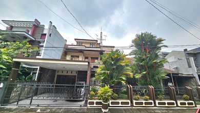 Jual Rumah Cantik LT 368 m2 area Pondok Kelapa, Jakarta Timur