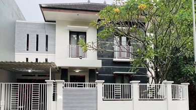 Dikontrakkan Rumah Murah di Bintaro, Tangerang Selatan, LT 300m²