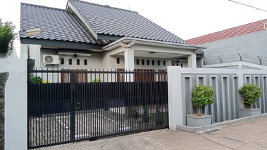 Rumah Area Luxury Jatibening, Bekasi - Harga Menarik 2,8 Miliar