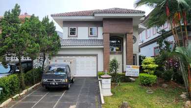 Dijual rumah Mewah di Tangerang, Tangerang - LT 300m²