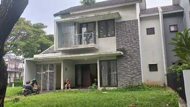 Rumah Mewah di Kawasan Cikarang Timur, Bekasi, LB 300m², Harga 3 Miliar