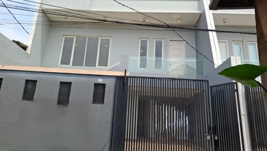 Rumah Area Luxury Pancoran, Jakarta Selatan - Harga Menarik 4,5 Miliar