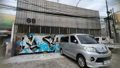 U Showroom Gudang Kantor Parkiran Luas Bebas Banjirsiap Pakai