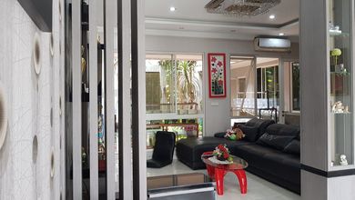 Rumah Mewah di Serpong Utara, Tangerang Selatan, 4 KT, LT 144m²