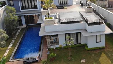 Rumah Mewah di Cibubur, Bogor, 4 Kamar Tidur, LT 1270m²