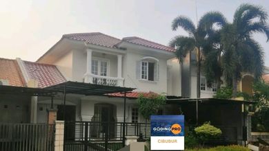 Penawaran Eksklusif, rumah Mewah di Legenda Wisata, Bogor, LB 200m²