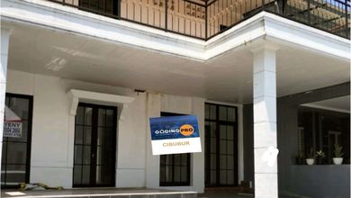 Promo Rumah di Kota Wisata, Bogor, LB 240m², Harga 2,48 Miliar