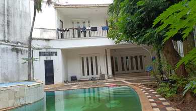 Disewakan Rumah Nyaman di Menteng, Jakarta Pusat, LT 600m²