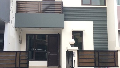 Rumah Mewah di Kelapa Gading, Jakarta Utara, 3 KT, LT 90m²