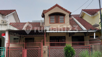 Dijual Rumah Strategis di Gading Serpong, Tangerang - LT 120m²