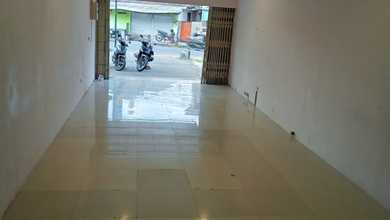 Dijual Ruko Tiga Lantai Dengan Lokasi Strategis Dan Nyaman