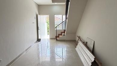 Dijual Rumah Nyaman di Tomang, Jakarta Barat - LT 43m²
