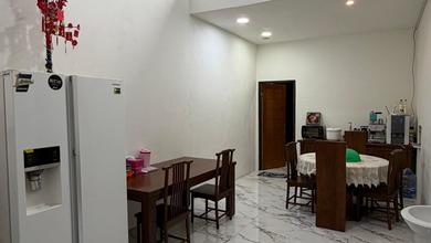 Hunian Mewah di Kawasan Jelambar, Jakarta Barat, LB 259m², Harga 4,4 Miliar