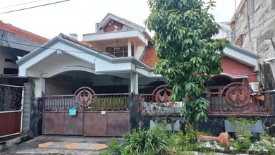 Properti Siap Pakai di Kawasan Rungkut, Surabaya, LT 200m²