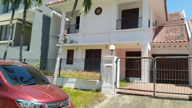 Rumah Area Premium Pakuwon City, Surabaya - Harga Terbaik 4,5 Miliar