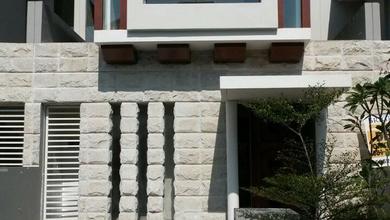 Rumah Sewa Murah Lokasi Kenjeran, Surabaya, LB 151m²