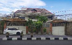 Kesempatan Eksklusif, rumah Mewah di Kenjeran, Surabaya, LB 1000m²