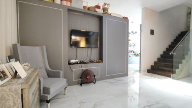 Rumah Mewah di Mulyorejo, Surabaya, 4 KT, LT 180m²