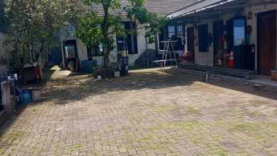 Dijual rumah Eksklusif di Jambangan, Surabaya - LT 360m²