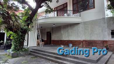 Rumah Sewaan Area Surabaya Kota, Surabaya, LB 800m², 1 KT