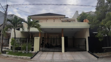 Rumah Area Premium Sukolilo, Surabaya - Harga Menarik 5,5 Miliar