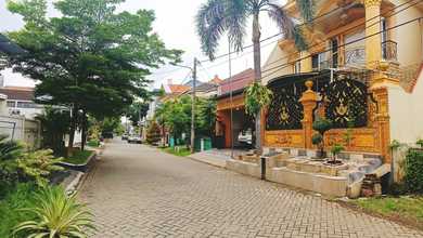 Rumah Area Premium Gayungan, Surabaya - Harga Menarik 7,5 Miliar