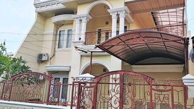 Hunian Elite di Kawasan Tenggilis Mejoyo, Surabaya, LB 300m², Harga 3,3 Miliar