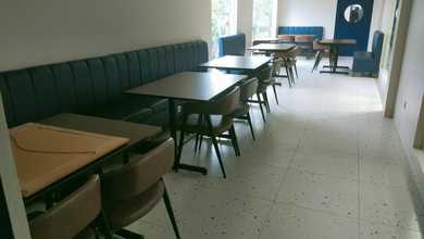 Ruang Usaha Lantai 2 Diatas Padel Cocok Buat Resto atau Kantor Area Kayuputih Pulomas Dekat Kelapa Gading