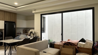 Rumah Sewa Nyaman Lokasi BSD City, Tangerang, LB 84m²