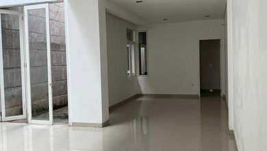 Rumah Prestisius di Kawasan Pondok Indah, Jakarta Selatan, LB 260m², Harga 5,35 Miliar