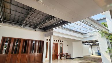 Rumah Area Premium Kemang, Jakarta Selatan - Harga Terbaik 8,5 Miliar