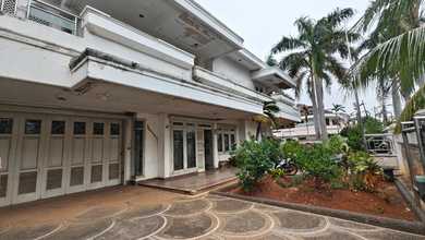 For Sale rumah Eksklusif di Pluit, Jakarta Utara - LT 600m²