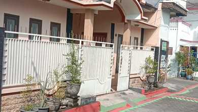 Jual Rumah Nyaman di Surabaya Kota, Surabaya - LT 120m²