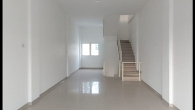 Ruko 3lt New Gress & Space Parkir Luas Kutisari Surabaya