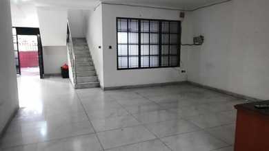 Disewakan Rumah Minimalis Daerah Muara Karang, Jakarta Utara, LT  200 m2