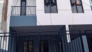 Jual Rumah Strategis di Kemayoran, Jakarta Pusat - LT 63m²