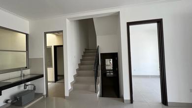 Rumah Area Luxury Pantai Indah Kapuk 2, Jakarta Utara - Harga Terbaik 2,95 Miliar