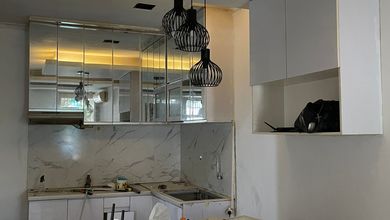 Kesempatan Rumah di Taman Surya, Jakarta Barat, LB 150m², Harga 2,1 Miliar