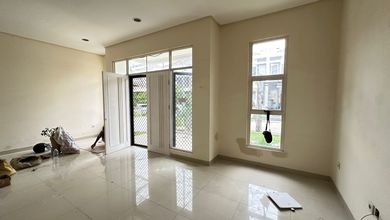 Rumah Sederhana Disewakan di Puri Mansion, Jakarta Barat, Harga Ekonomis