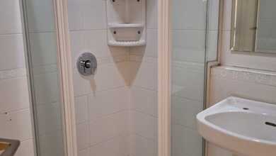 Penawaran Langka, rumah Prestisius di Cengkareng, Jakarta Barat, LB 200m²