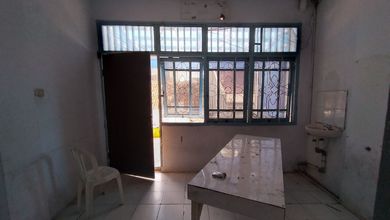 Promo Rumah di Glodok, Jakarta Pusat, LB 222m², Harga 2,5 Miliar